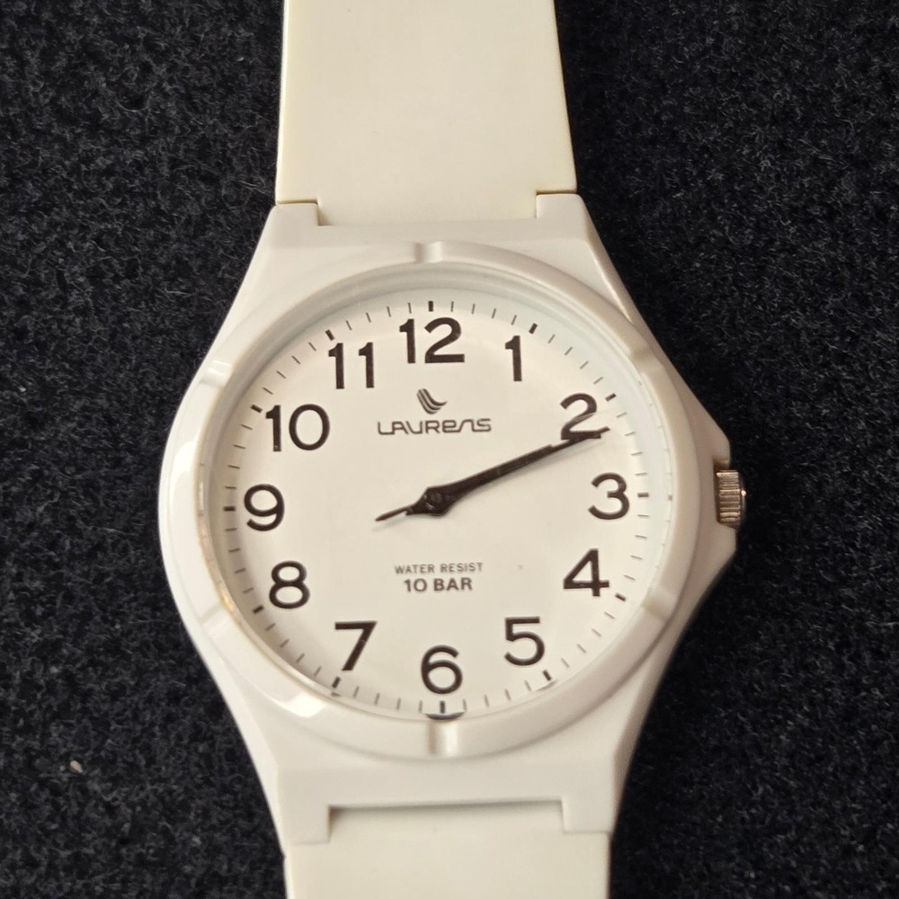 Laurens Italian White Resin Water Resist 10 BAR Watch Stainless Steel Back Y2K